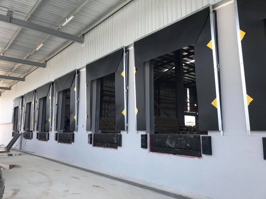 รับติดตั้ง Dock Leveler